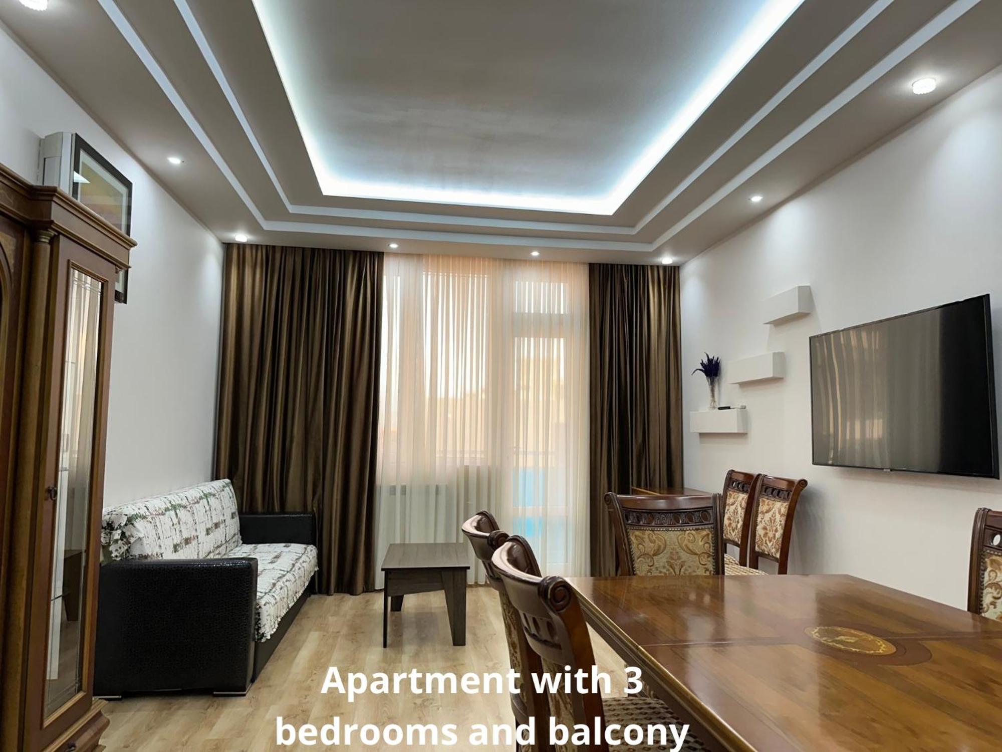 Grand Home Батуми Екстериор снимка