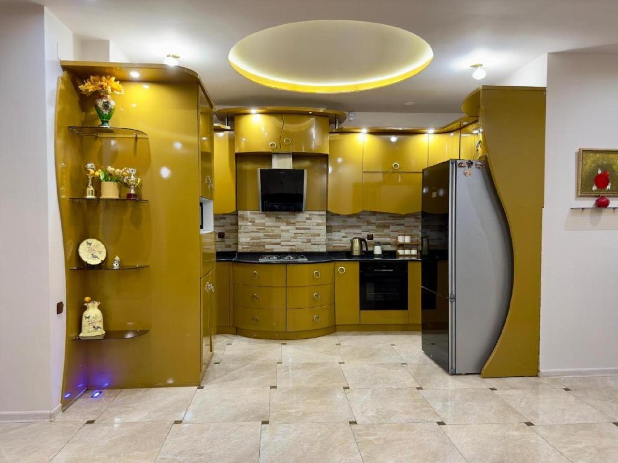 Grand Home Батуми Стая снимка