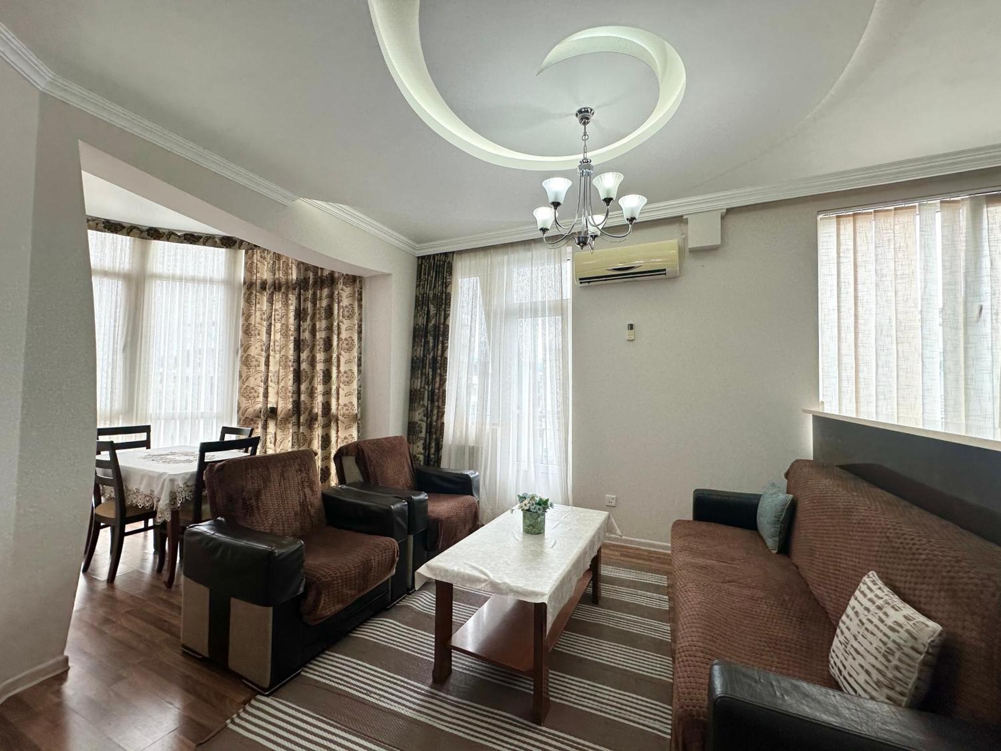 Grand Home Батуми Стая снимка