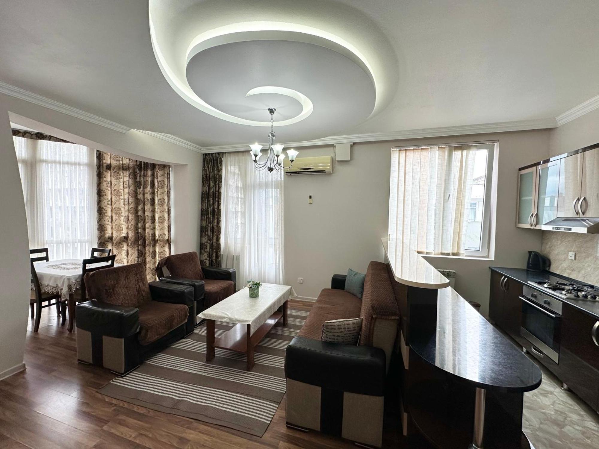 Grand Home Батуми Стая снимка