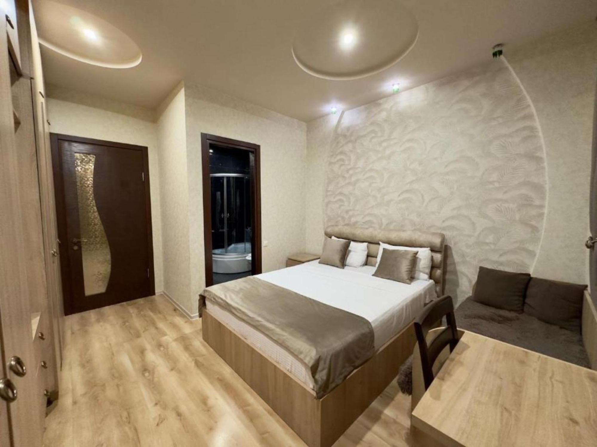 Grand Home Батуми Стая снимка