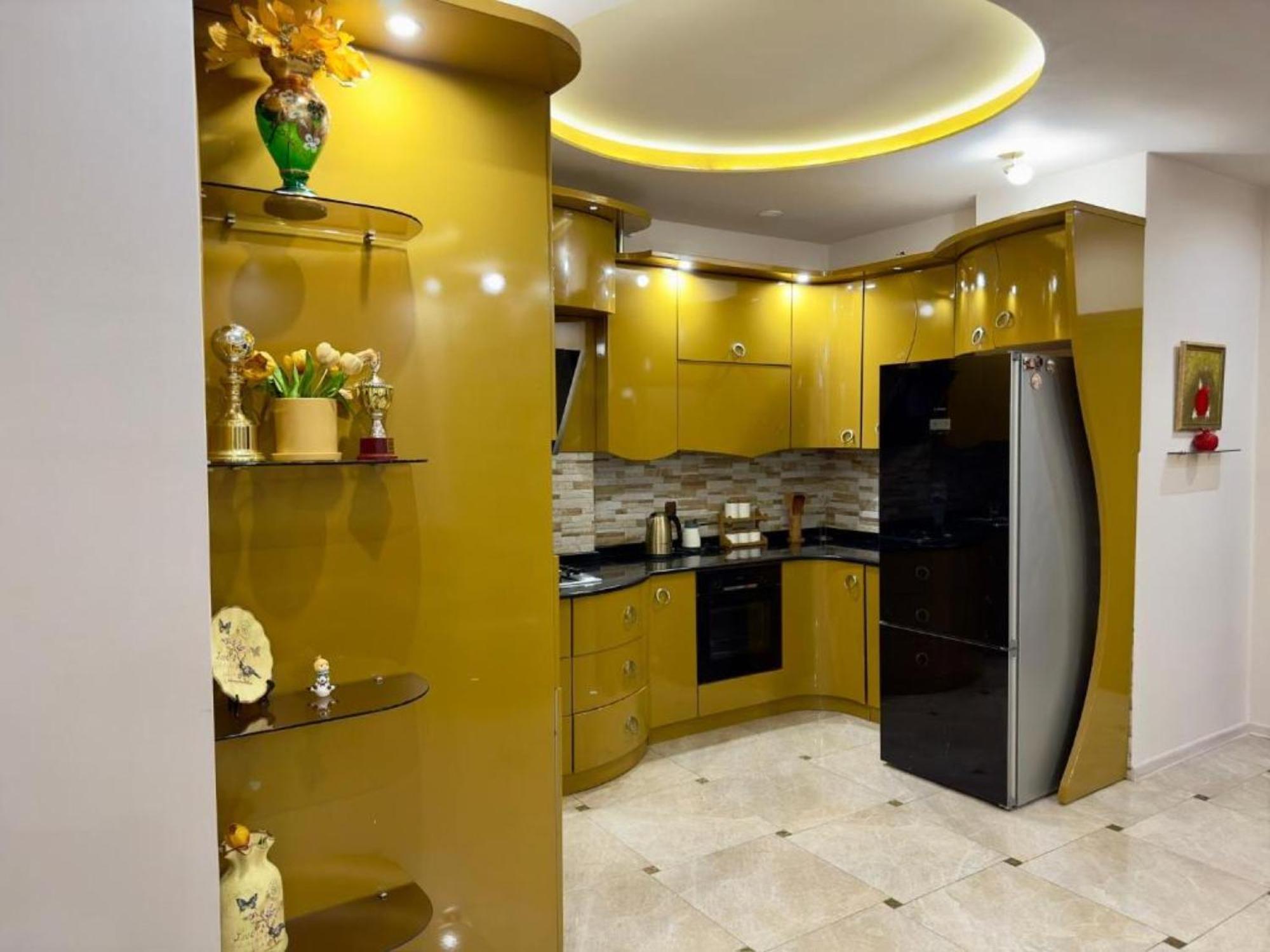 Grand Home Батуми Стая снимка